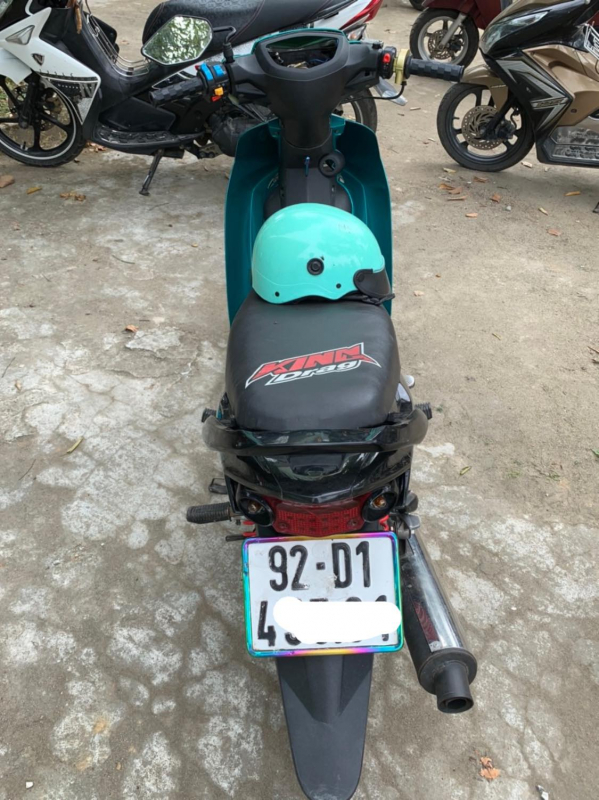 Nam thanh niên nằm dài trên xe máy phóng với tốc độ 92km/h “thông chốt” CSGT -1