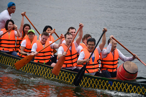 nang tam le hoi boi chai thuyen rong ha noi mo rong 2019