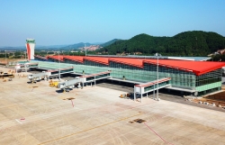 Xây sân bay, cảng biển: Nhà đầu tư thấy lợi ích cho cả một vùng kinh tế Xây sân bay, cảng biển: Nhà đầu tư thấy lợi ích cho cả một vùng kinh tế