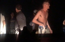 nam thanh nien cam dao uy hiep cuop tien hang loat nguoi di duong