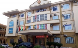 nguoi dan ba vo sinh con de giu chan nguoi tinh