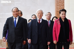 dat dinh lang bi phan lo ban nen chu tich phuong bi cach het chuc vu