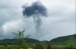 roi may bay su 22 o nghe an lai xa nha dan