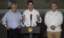 venezuela dong cua khau voi colombia sau khi guaido vuot bien