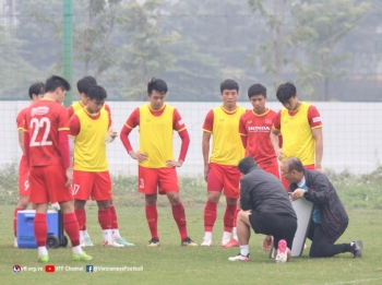 Tuyển Việt Nam triệu tập loạt cầu thủ mới đấu Australia, Trung Quốc