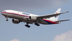 cuu thu tuong malaysia nghi mh370 duoc dieu khien tu xa