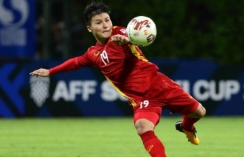 Chuyên gia: Cầu thủ Việt Nam hài lòng với thành công trong nước, ngại bứt phá