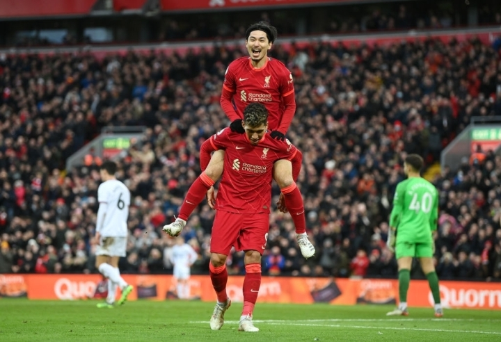 Kết quả Ngoại Hạng Anh: Thắng đậm Brentford, Liverpool lên nhì bảng - 1