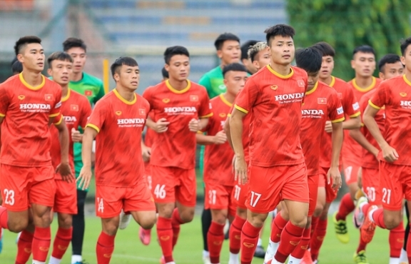 Trợ lý Lee Young Jin nắm quyền chỉ đạo U23 Việt Nam