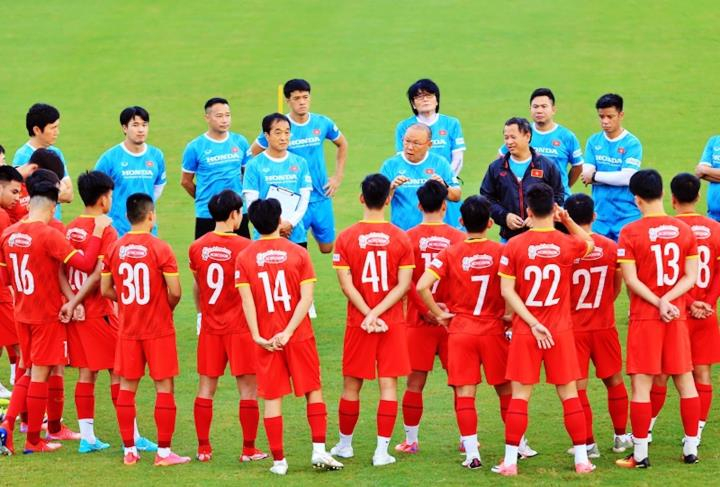 HLV Park Hang Seo loại 4 cầu thủ khỏi danh sách ĐT Việt Nam - 1