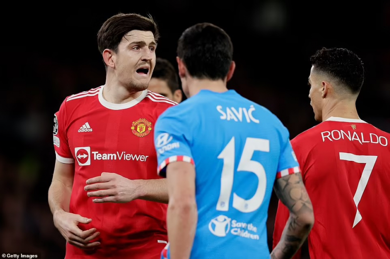 CĐV Man Utd có hành động