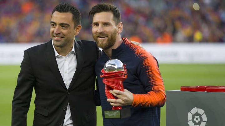 HLV Xavi: 'Barca luôn rộng cửa chào đón Messi quay về' - 1