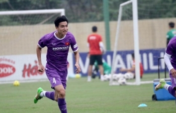 Cầu thủ được gọi thay Bùi Tiến Dũng báo tin vui cho đội tuyển Việt Nam