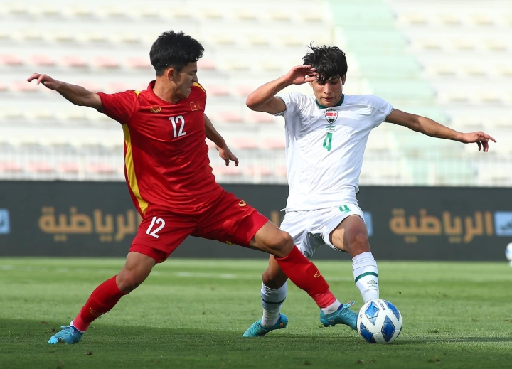 HLV U23 Uzbekistan thừa nhận khó đọc đúng tên cầu thủ U23 Việt Nam - 1