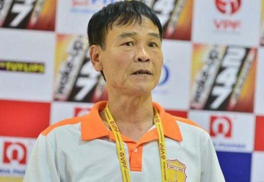 hagl do loi cho mat san va thoi tiet sau tran thua nam dinh
