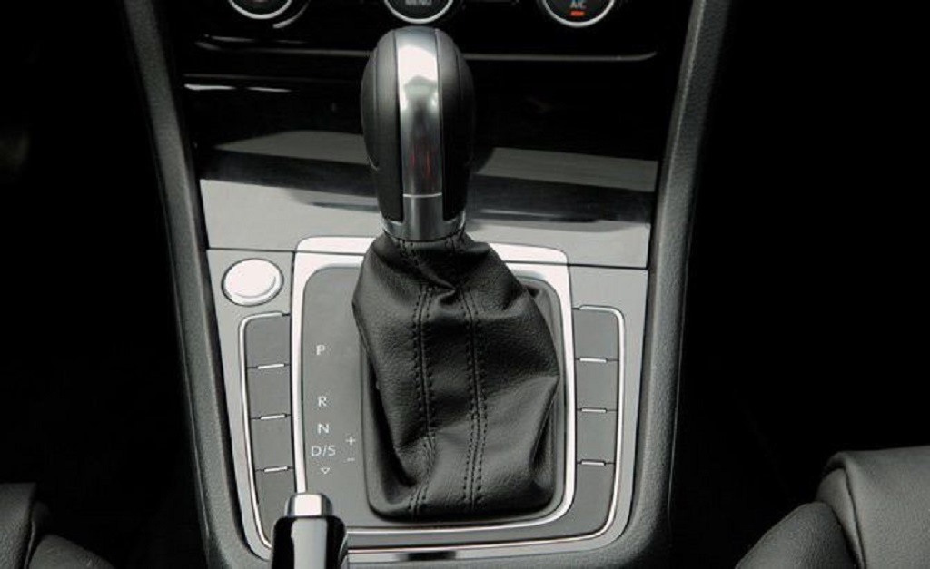 ly do nao khien oto khong khoi dong duoc