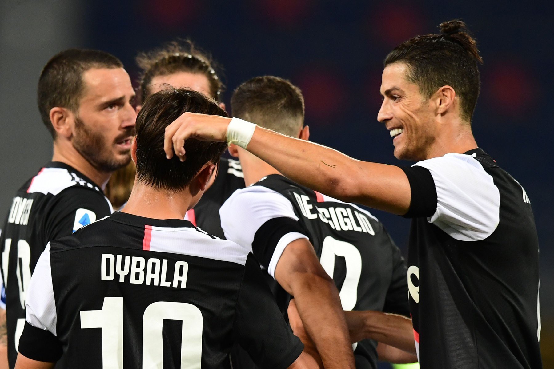 2h45 ngay 276 juventus vs lecce ba dam gia thi uy