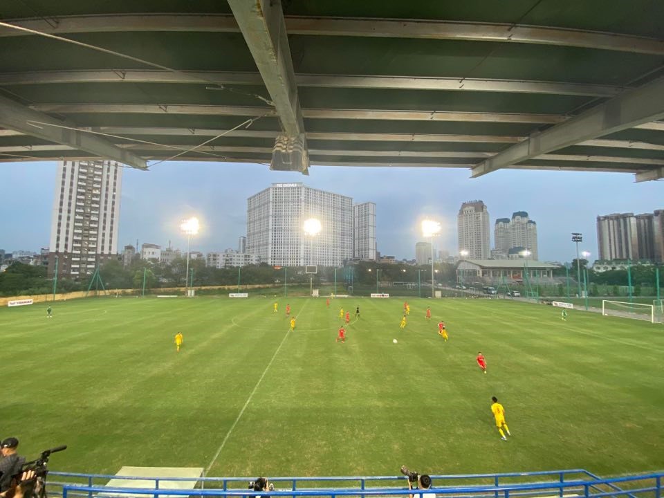 tien dao hoang anh gia lai duoc thay park day lai cach di bong