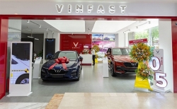 vinfast lux v8 chuan bi ra mat ten chinh thuc la president