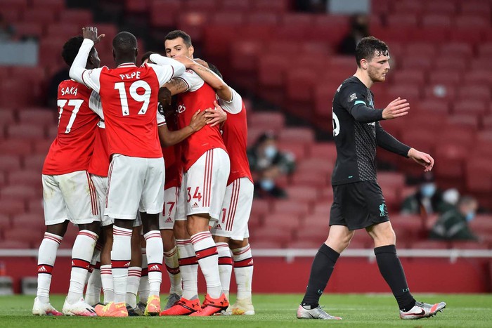 thua nguo c arsenal liverpool ma t co ho i cha m co t mo c sieu khu ng