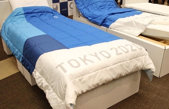 Tại sao giường VĐV ở Olympic Tokyo được làm bằng bìa cứng?