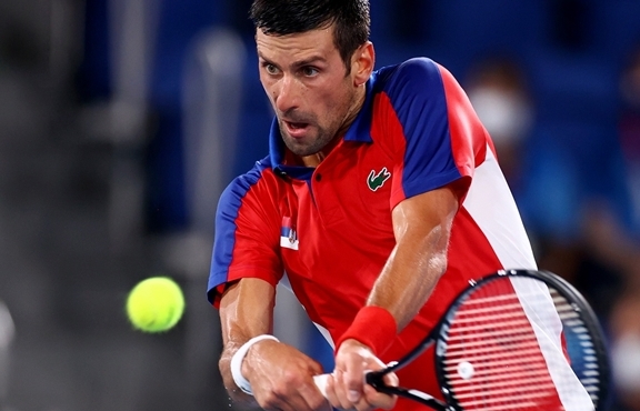 Thua sốc ở bán kết, Djokovic vỡ mộng vô địch Olympic Tokyo