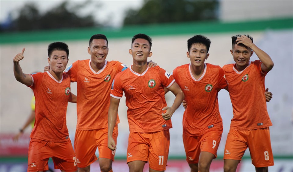 Câu lạc bộ Bình Định hiện xếp thứ 4 tại giải hạng Nhất, kém đội đầu bảng là Bà Rịa-Vũng Tàu 2 điểm. Ảnh: VPF