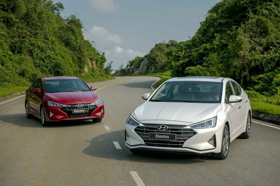 Hãng xe Hàn Quốc Hyundai dẫn đầu thị trường ô tô Việt (Ảnh: Carmudi)