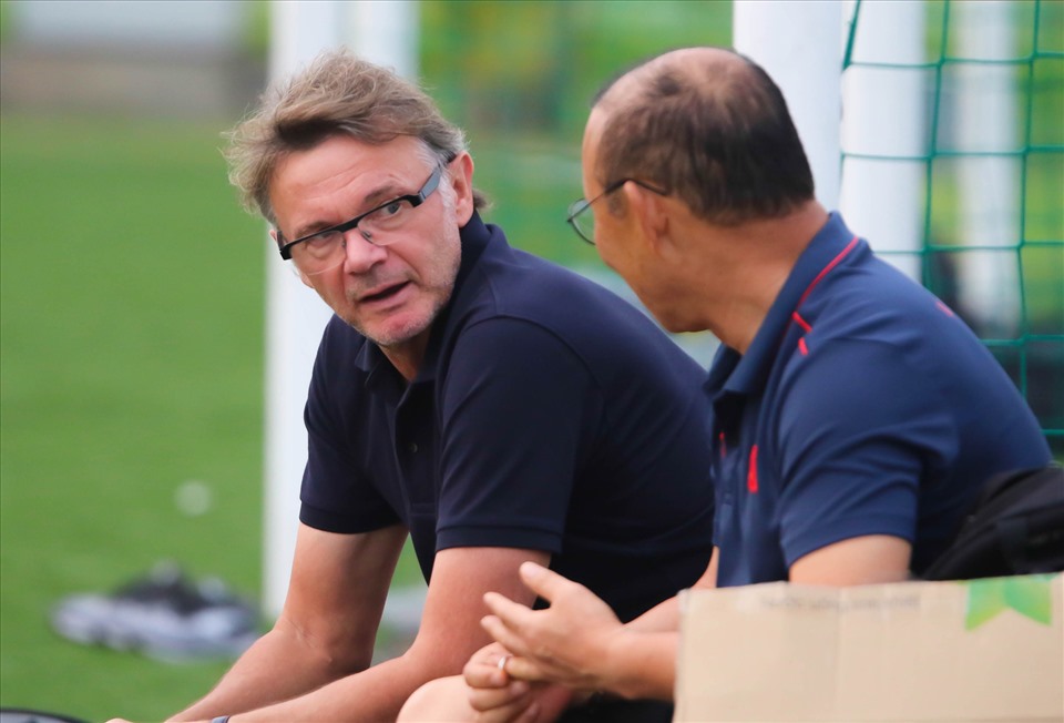 Ông Philippe Troussier và Park Hang-seo. Ảnh: Trung Hiếu