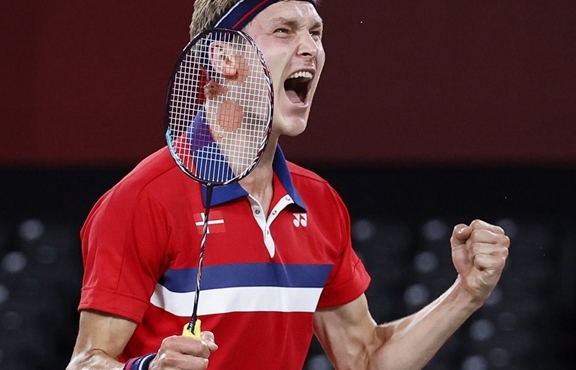 Axelsen: Học tiếng Trung để thắng người Trung Quốc, vô địch Olympic Tokyo