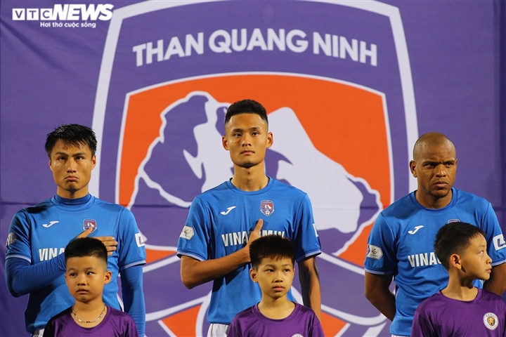 BLV Quang Huy: 'Dừng V-League 2021 là hợp lý'  - 3