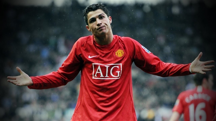 Ronaldo về Man Utd: Cú lừa khiến cả thế giới 'việt vị' - 2