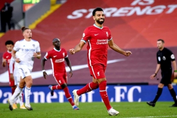 Liverpool 4-3 Leeds: Hattrick của Salah giải cứu đương kim vô địch