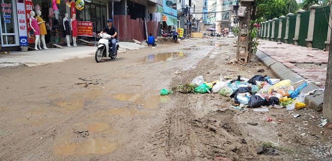 Nhà thầu cải tạo đường Tứ Hiệp (Thanh Trì) thi công cẩu thả, dân nơm nớp lo tai nạn ảnh 4