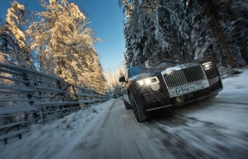 Siêu xe Rolls-Royce New Ghost và bộ ảnh chu du khắp thế giới