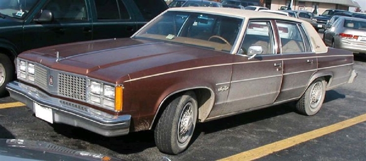 Những chiếc sedan lớn nhất từng được sản xuất - 6