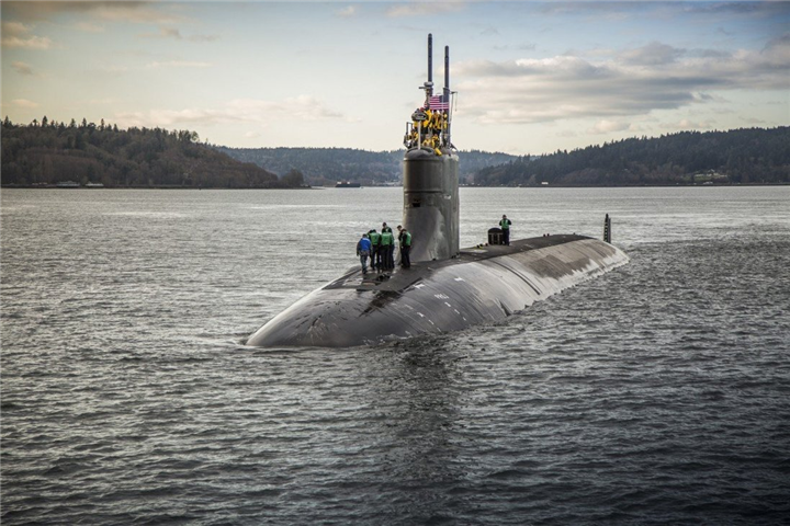 Hé lộ 'vật thể lạ' khiến tàu ngầm hạt nhân Mỹ suýt gặp nạn ở Biển Đông - 1