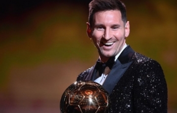 Messi đi bộ vẫn xứng đáng giành Quả Bóng Vàng