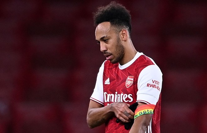 Aubameyang không ghi bàn thì thôi, đã ghi là... phản lưới nhà ảnh 1