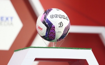 Cận cảnh quả bóng tiêu chuẩn FIFA hoàn toàn mới của V-League 2021
