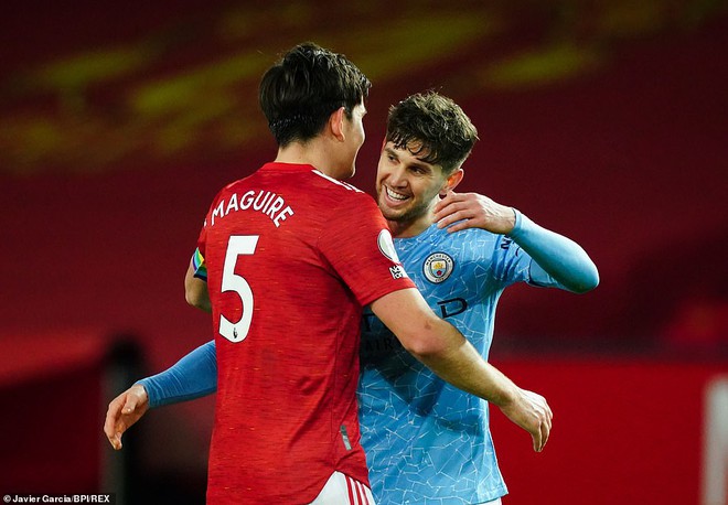 Trận derby Manchester bị chê nhạt nhẽo, èo uột như đá giao hữu ảnh 2