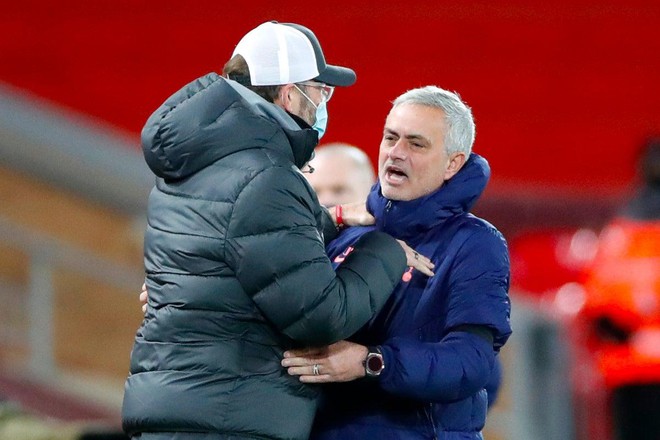 HLV Mourinho cay cú sau thất bại của Tottenham trước Liverpool ảnh 1