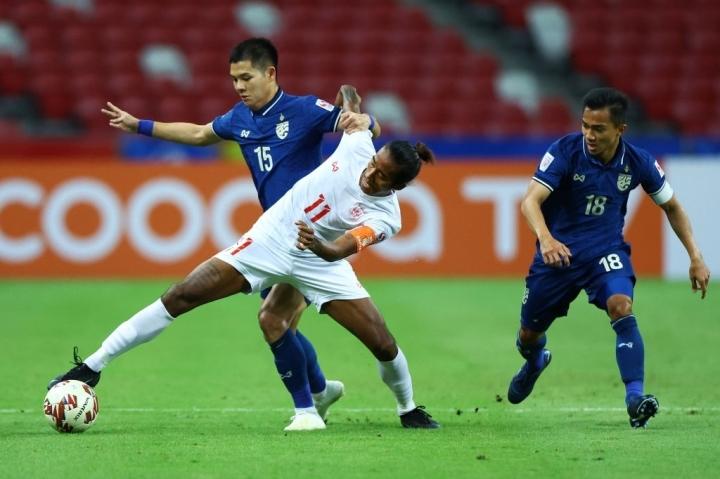 AFF Cup 2020: Thái Lan đè bẹp Myanmar, chiếm ngôi đầu bảng A - 1