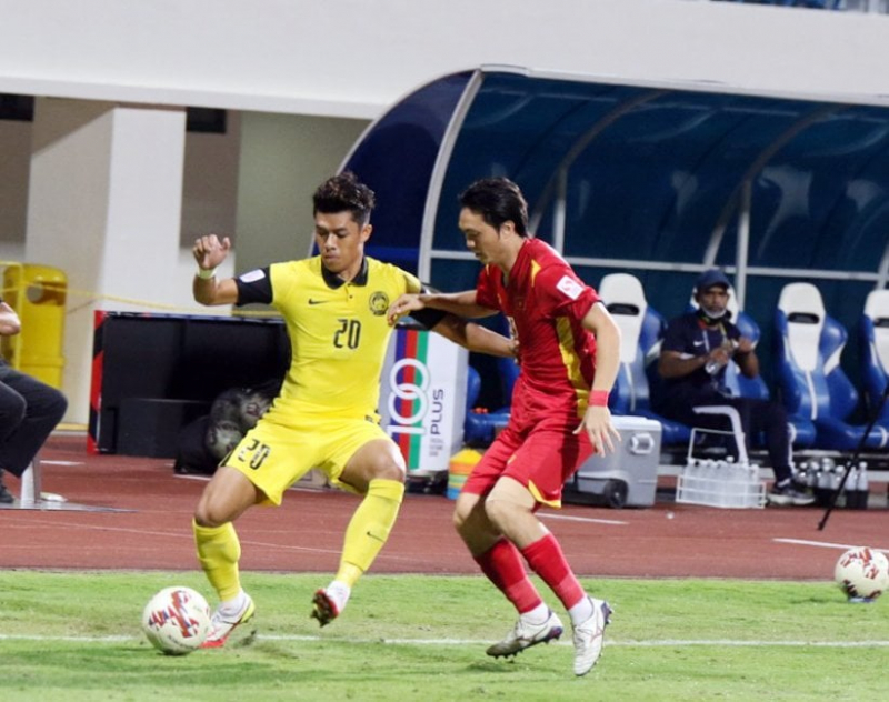 Trực tiếp Việt Nam 2 - 0 Malaysia (hiệp 1): Công Phượng nhân đôi cách biệt -0