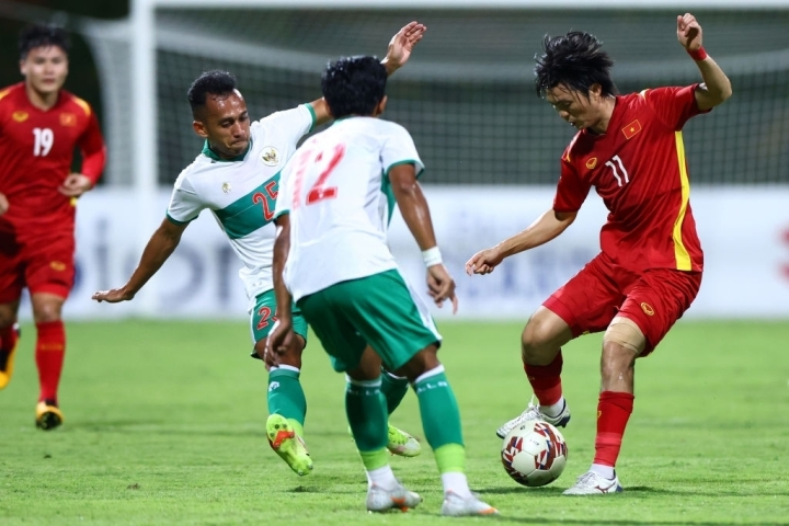 Báo Indonesia: Bậc thầy Shin Tae-yong khiến đội tuyển Việt Nam bất lực - 1