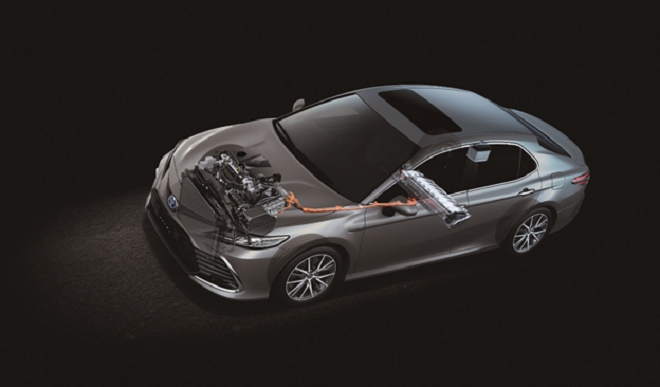 Toyota Camry mới: Xế xịn tầm trung của giới doanh nhân - 4