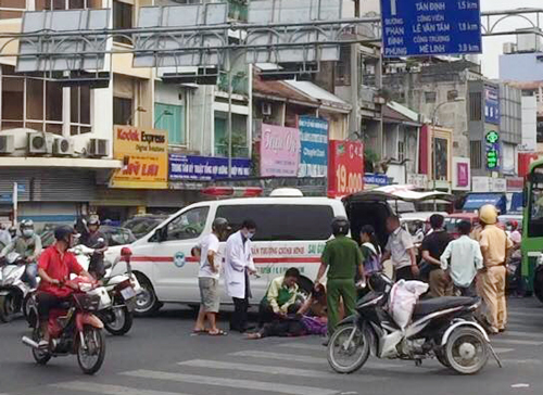 cua ngo san bay tan son nhat ket cung sau tai nan xe bon