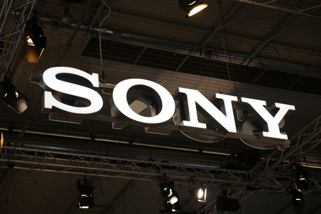 sony se co smartphone voi man hinh trung cuon