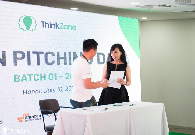 su chuyen minh an tuong cua top 10 startup tu thinkzone