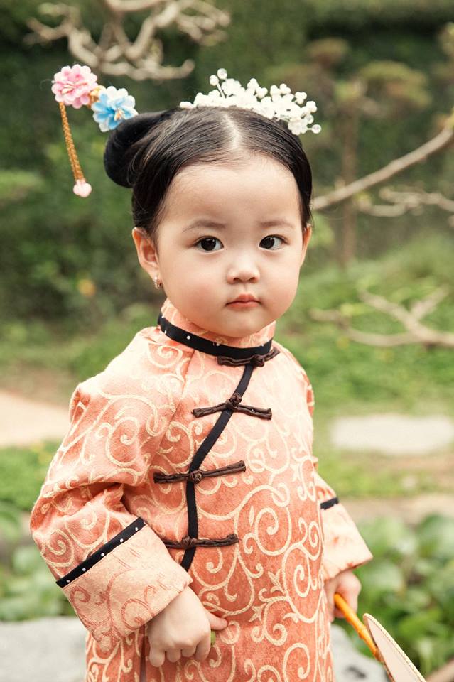 tieu phi tan nguy an lac phien ban nhi khien dan mang dieu dung vi qua de thuong